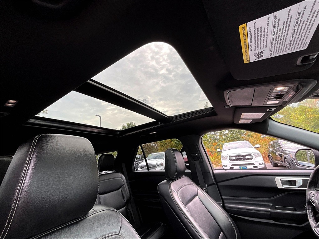 2020 Ford Explorer XLT - Photo 22