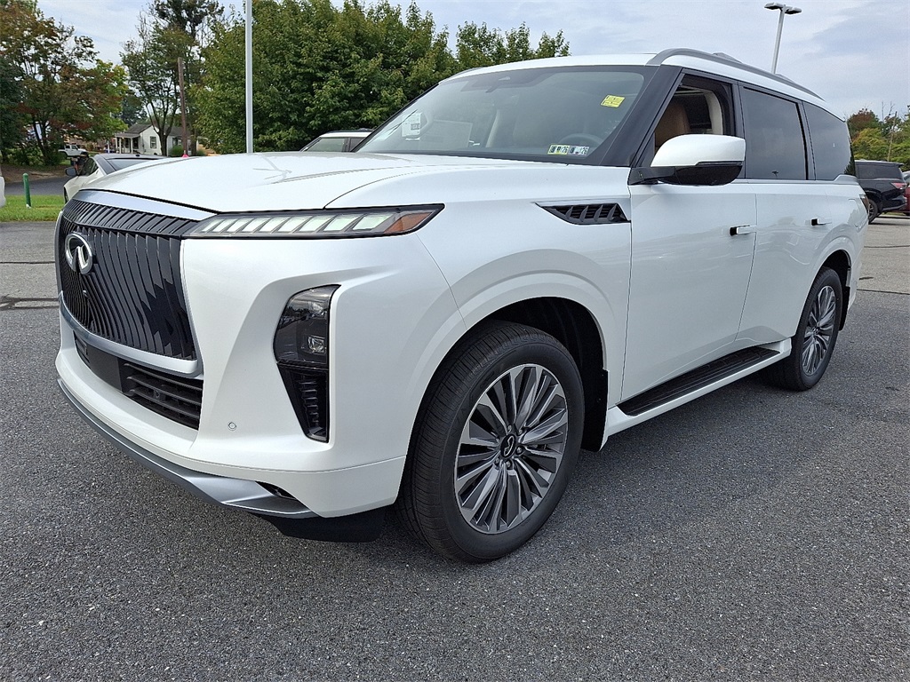 2026 INFINITI QX80 LUXE - Photo 2