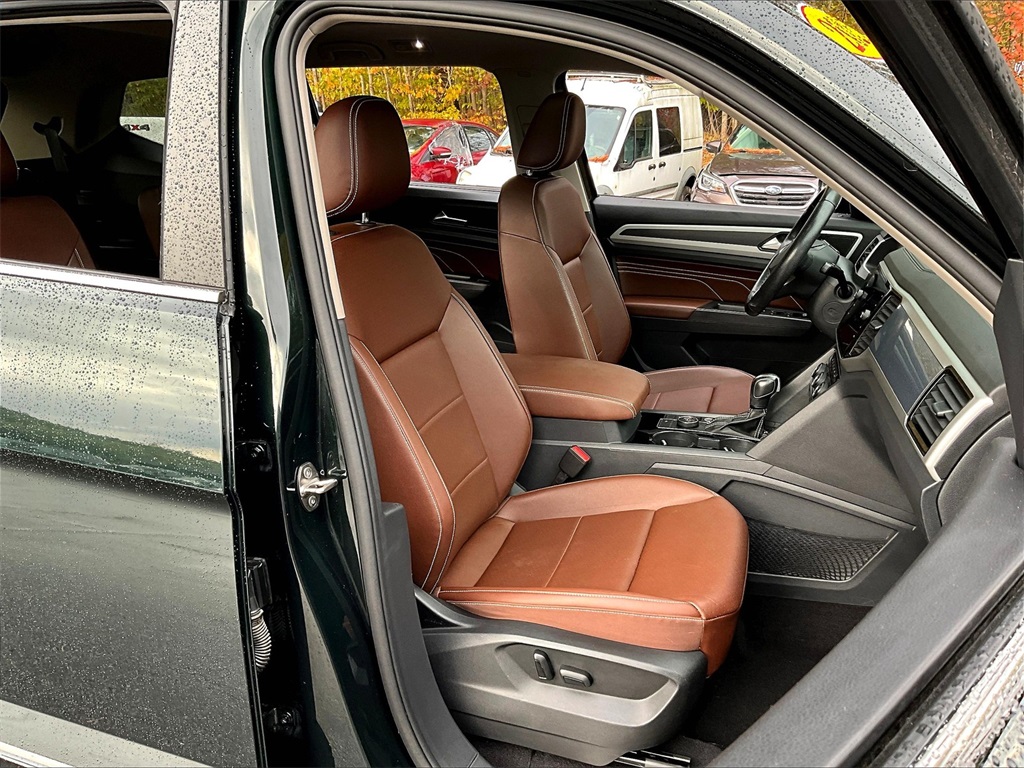 2021 Volkswagen Atlas 3.6L V6 SEL R-Line - Photo 11
