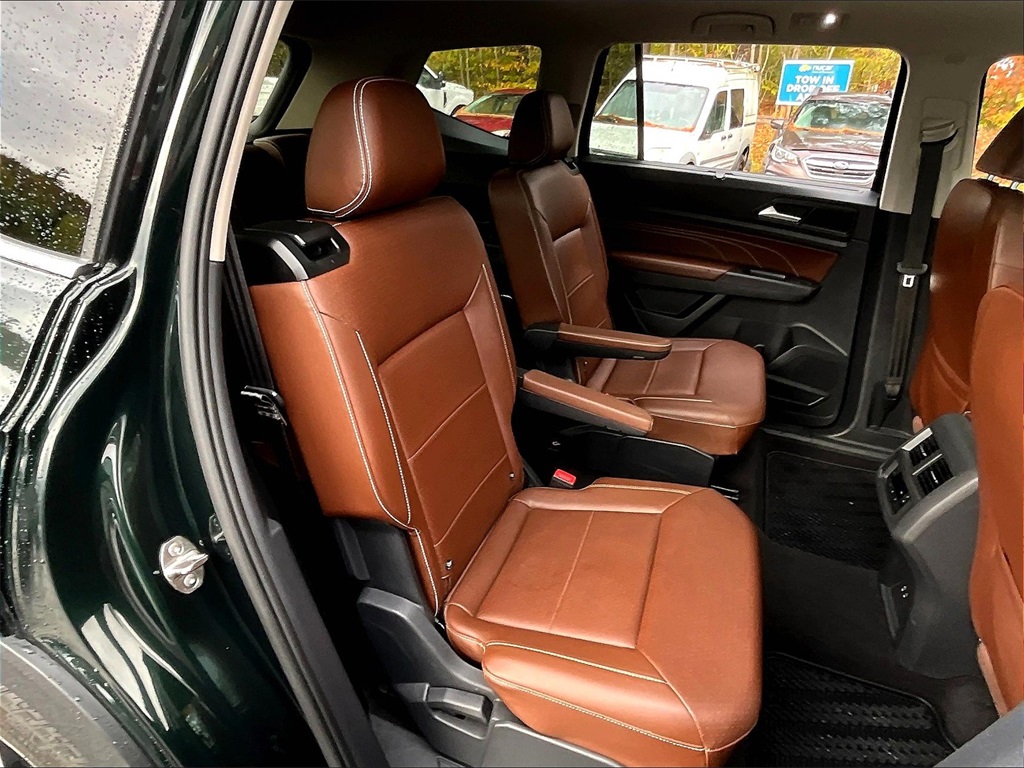 2021 Volkswagen Atlas 3.6L V6 SEL R-Line - Photo 16
