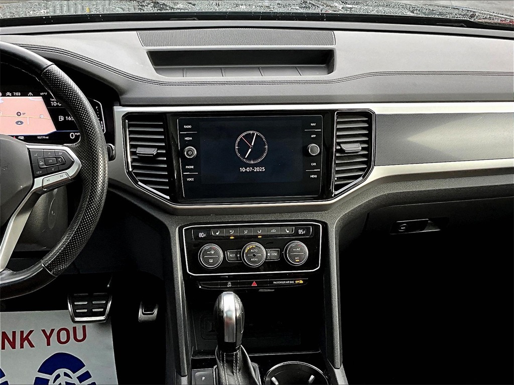 2021 Volkswagen Atlas 3.6L V6 SEL R-Line - Photo 19