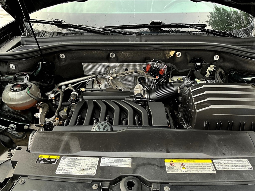 2021 Volkswagen Atlas 3.6L V6 SEL R-Line - Photo 36