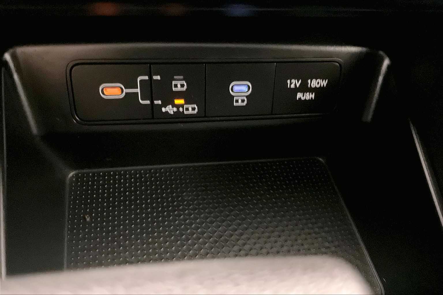 2025 Hyundai Tucson SE - Photo 26