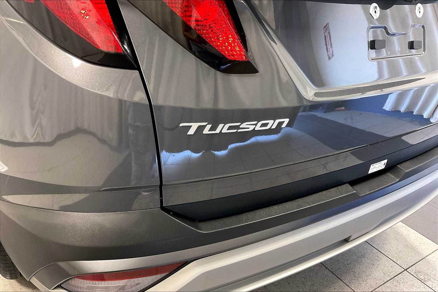2025 Hyundai Tucson SE - Photo 28