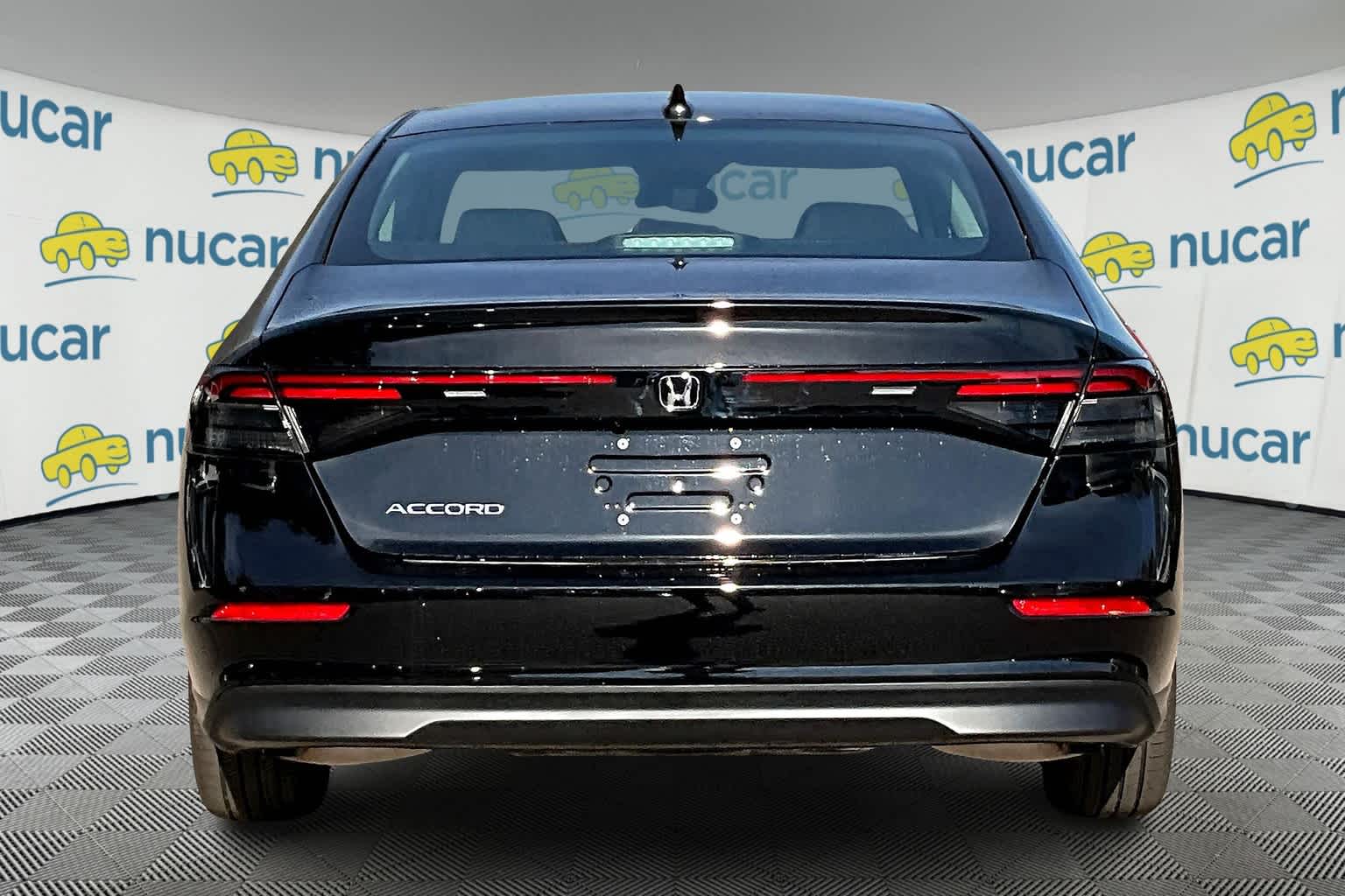 2025 Honda Accord SE - Photo 6