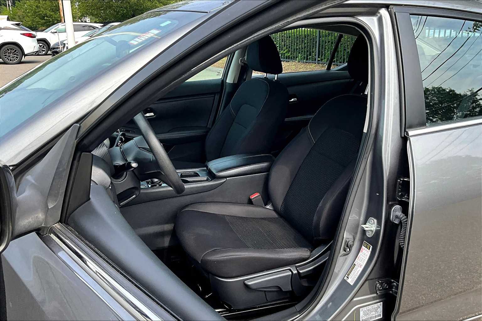 2021 Nissan Sentra S - Photo 10