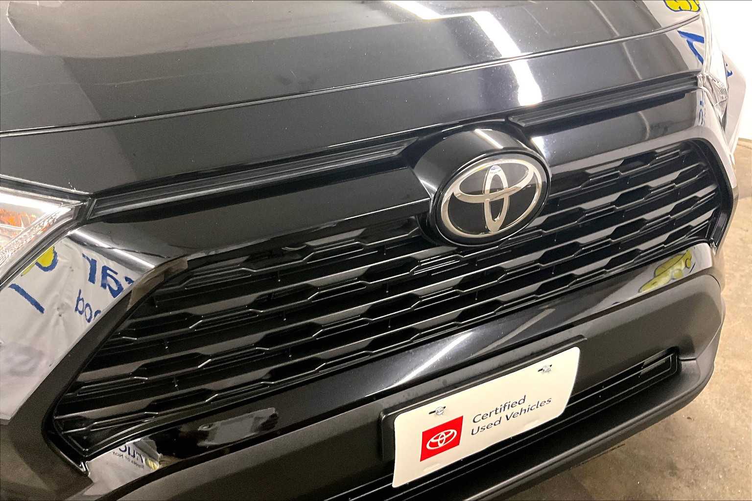 2019 Toyota RAV4 XLE - Photo 32