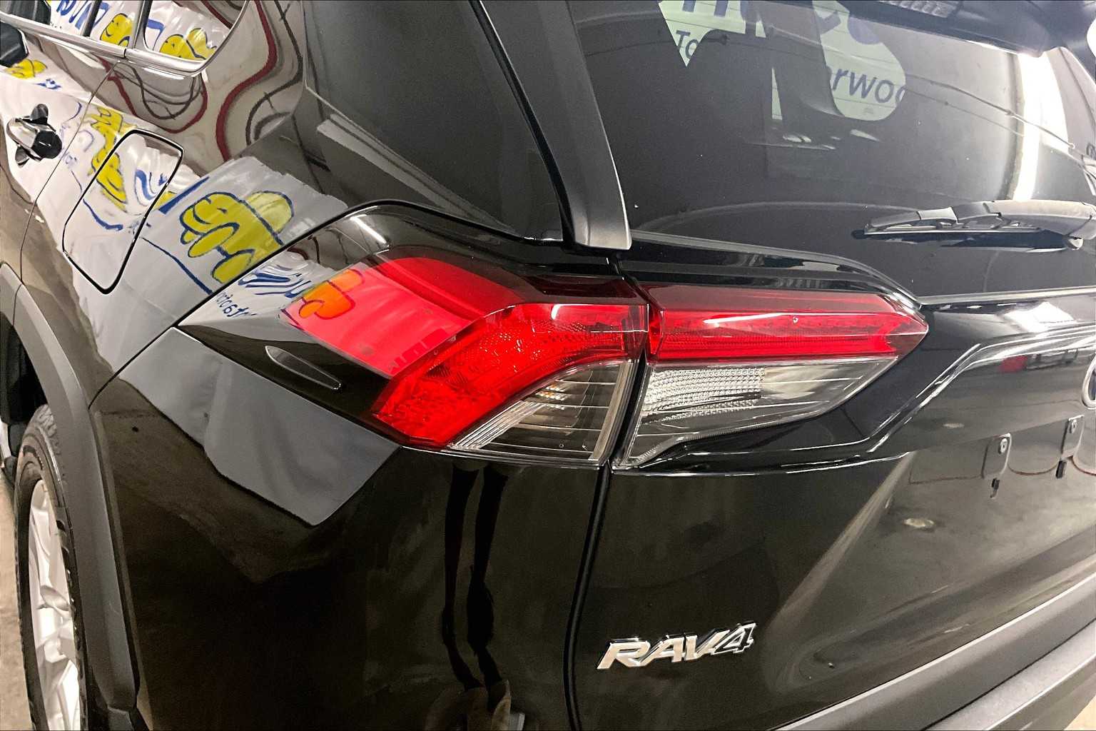 2019 Toyota RAV4 XLE - Photo 34