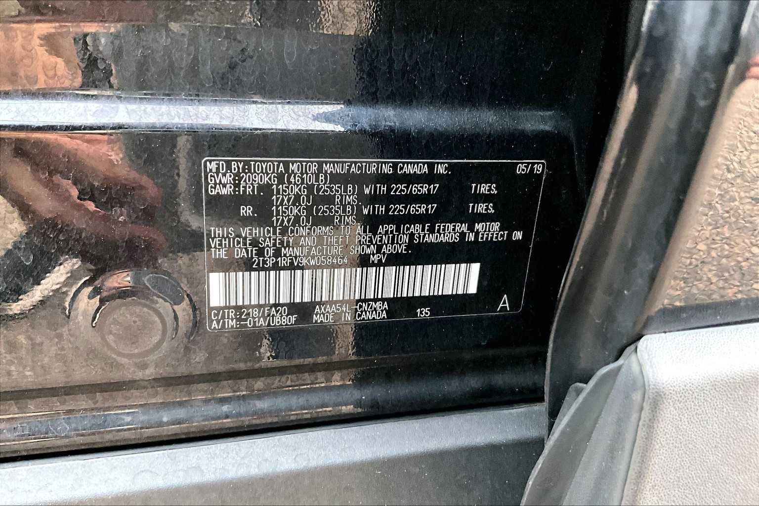 2019 Toyota RAV4 XLE - Photo 6