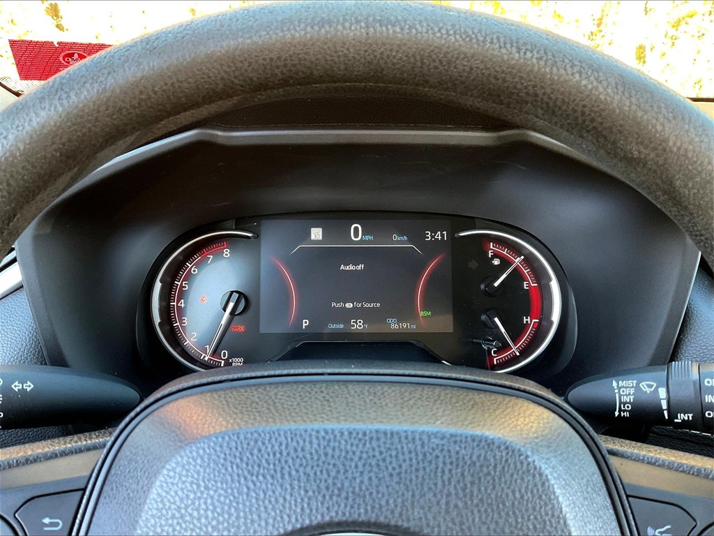 2023 Toyota RAV4 XLE - Photo 15