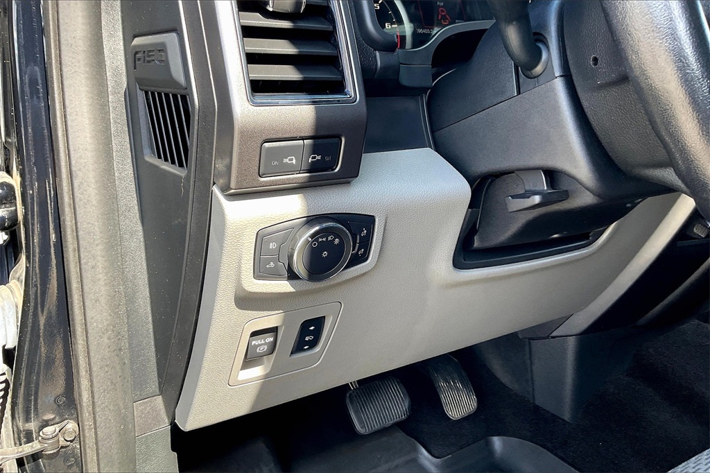 2018 Ford F-150 XLT - Photo 25
