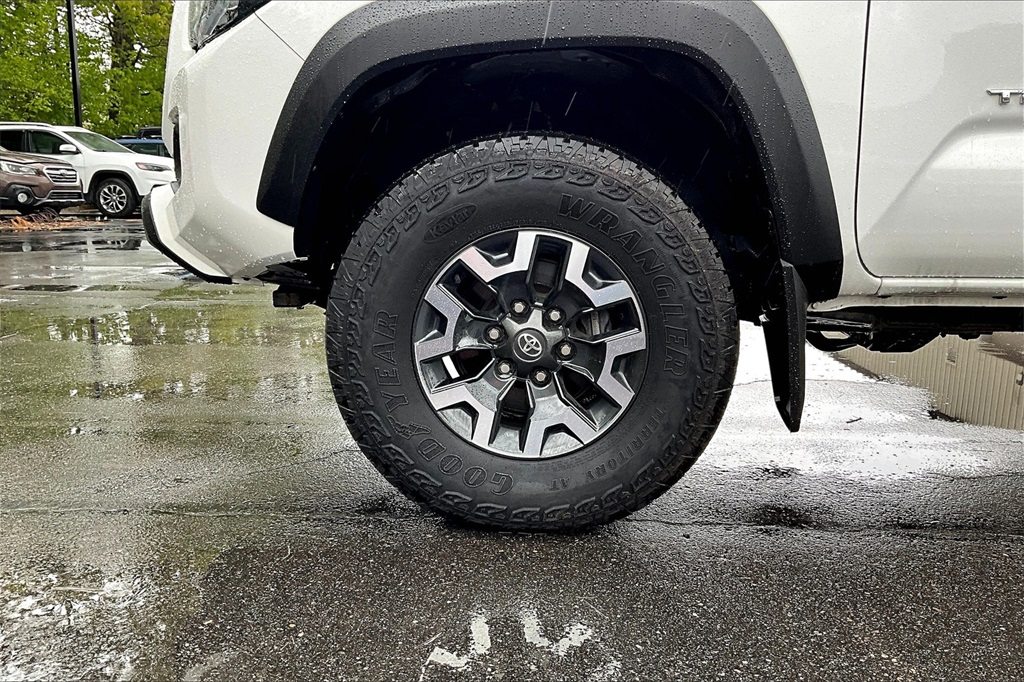2022 Toyota Tacoma TRD Off-Road - Photo 4