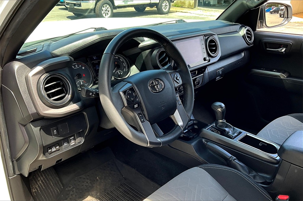 2022 Toyota Tacoma TRD Off-Road - Photo 8