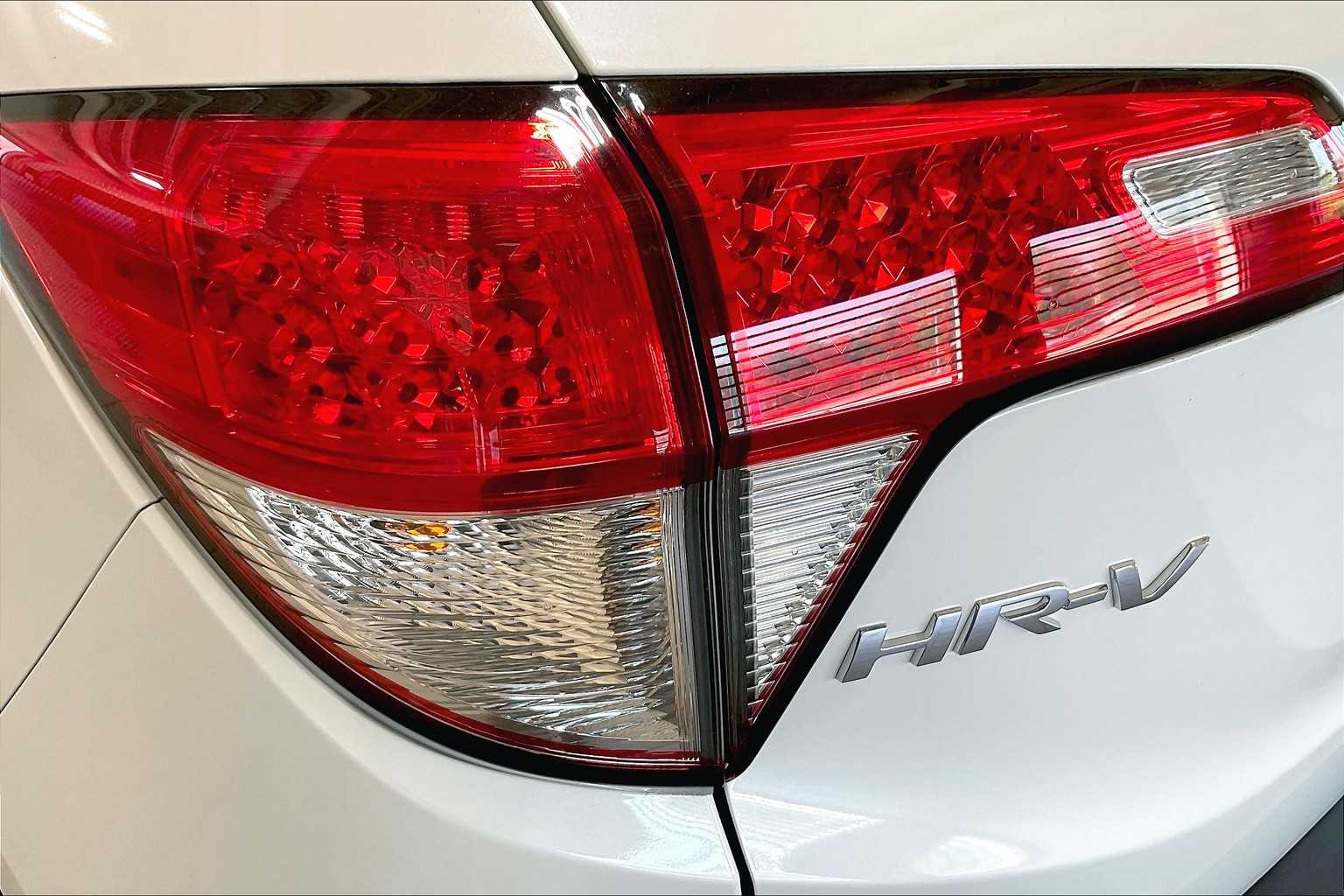 2022 Honda HR-V EX - Photo 32