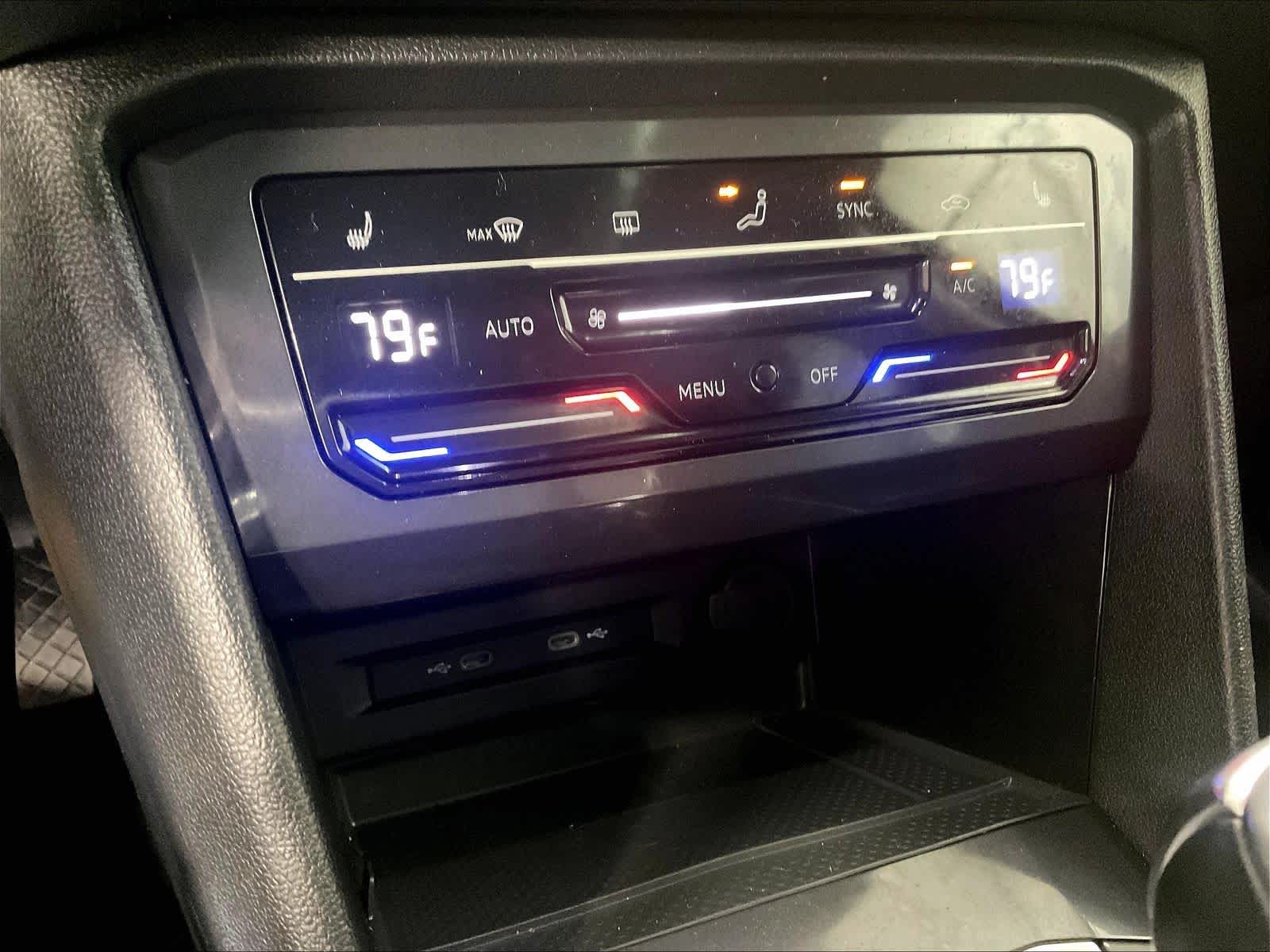 2022 Volkswagen Tiguan SE - Photo 25