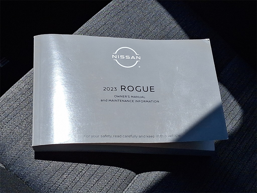 2023 Nissan Rogue SV - Photo 26