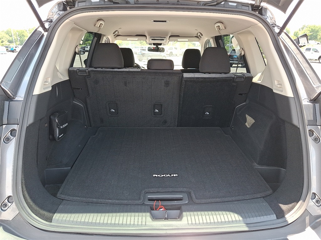 2023 Nissan Rogue SV - Photo 28
