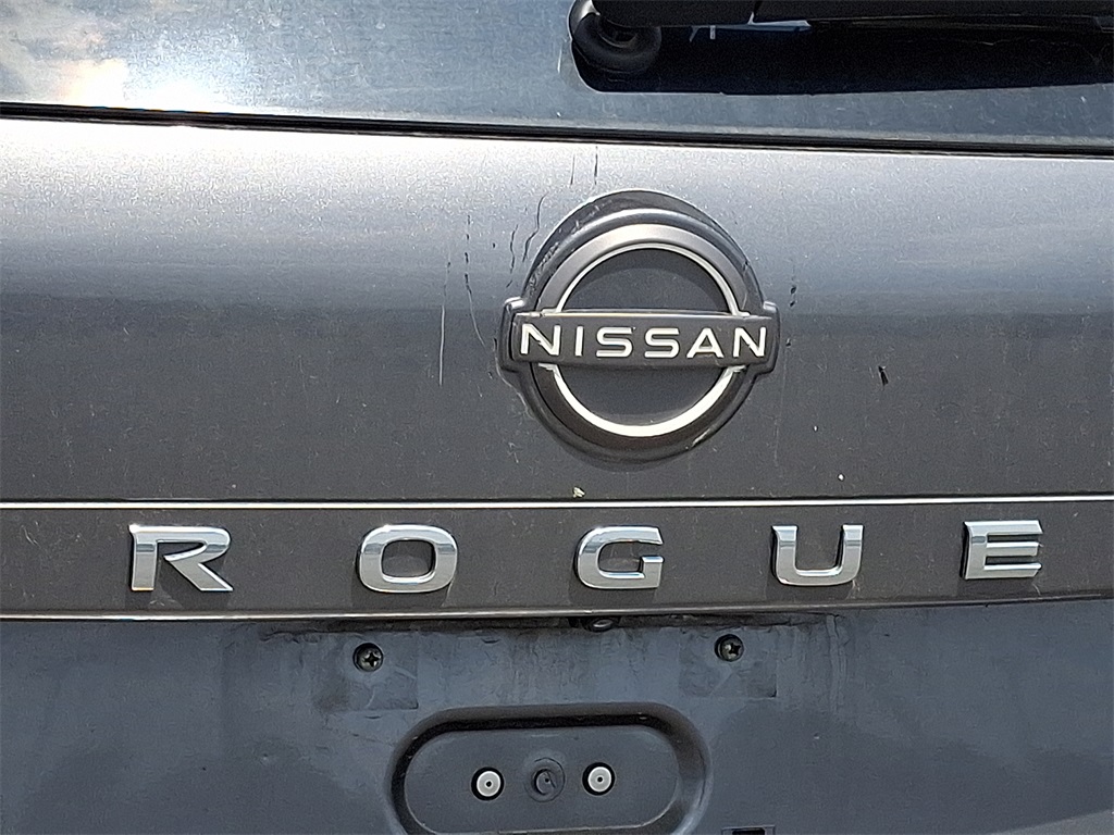 2023 Nissan Rogue SV - Photo 9