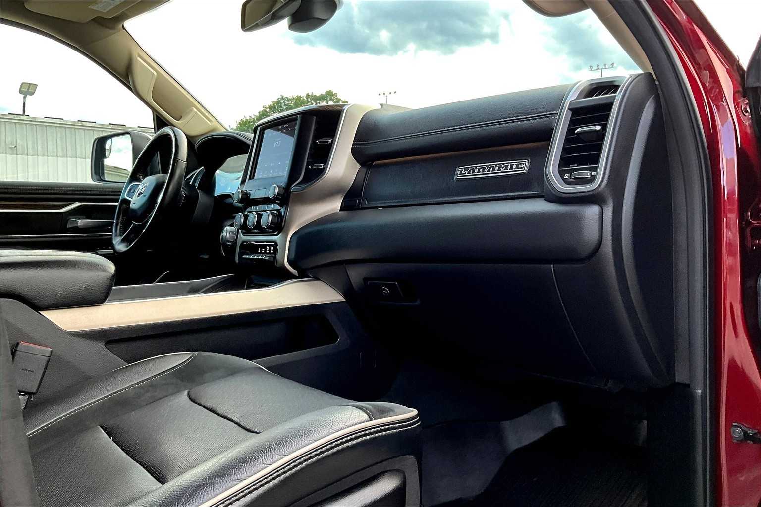 2019 Ram 1500 Laramie - Photo 14