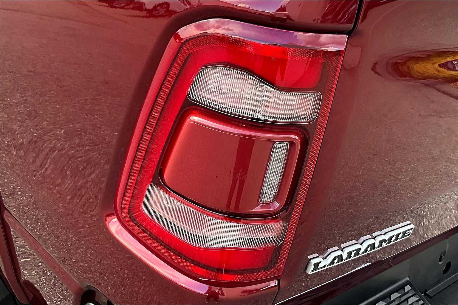 2019 Ram 1500 Laramie - Photo 35