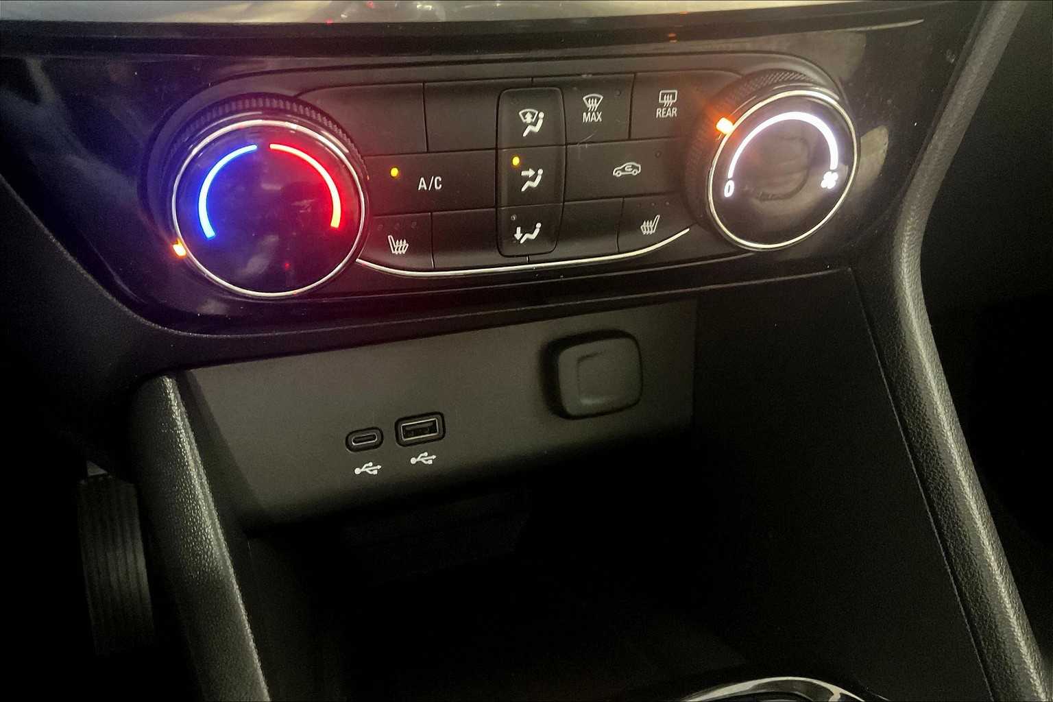 2024 Buick Encore GX Sport Touring - Photo 26