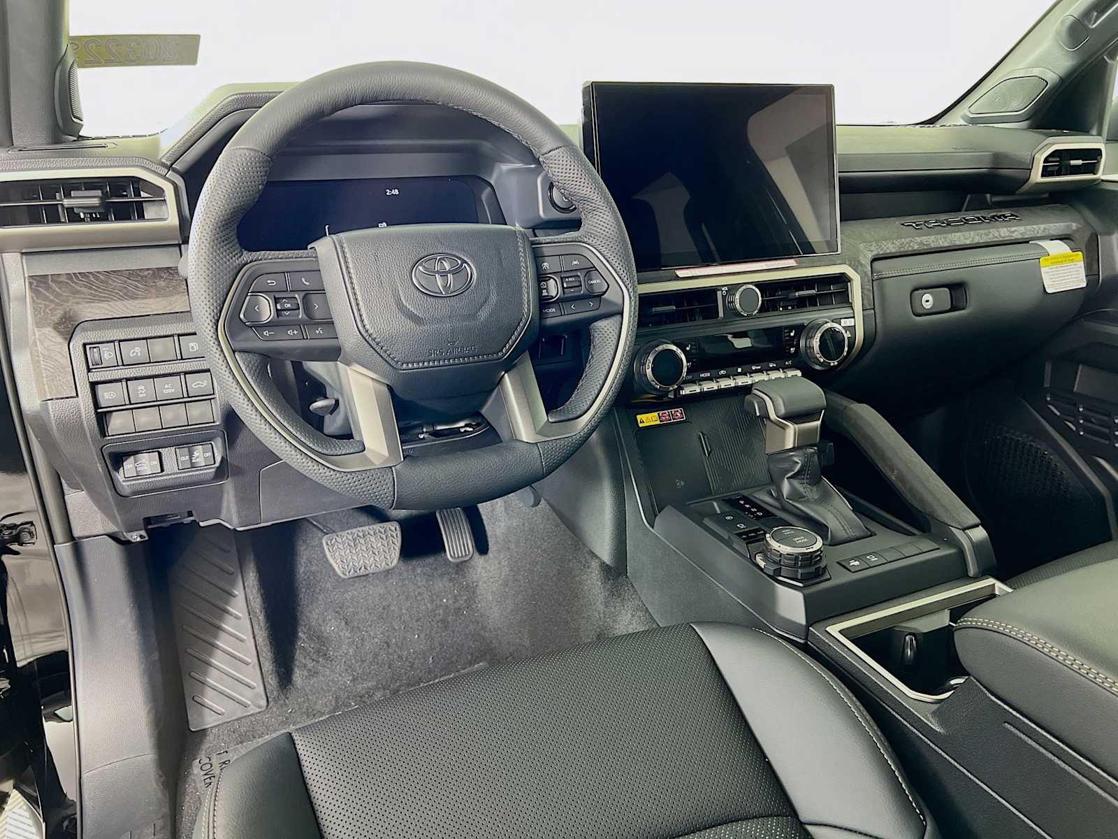 2025 Toyota Tacoma Limited Hybrid - Photo 6