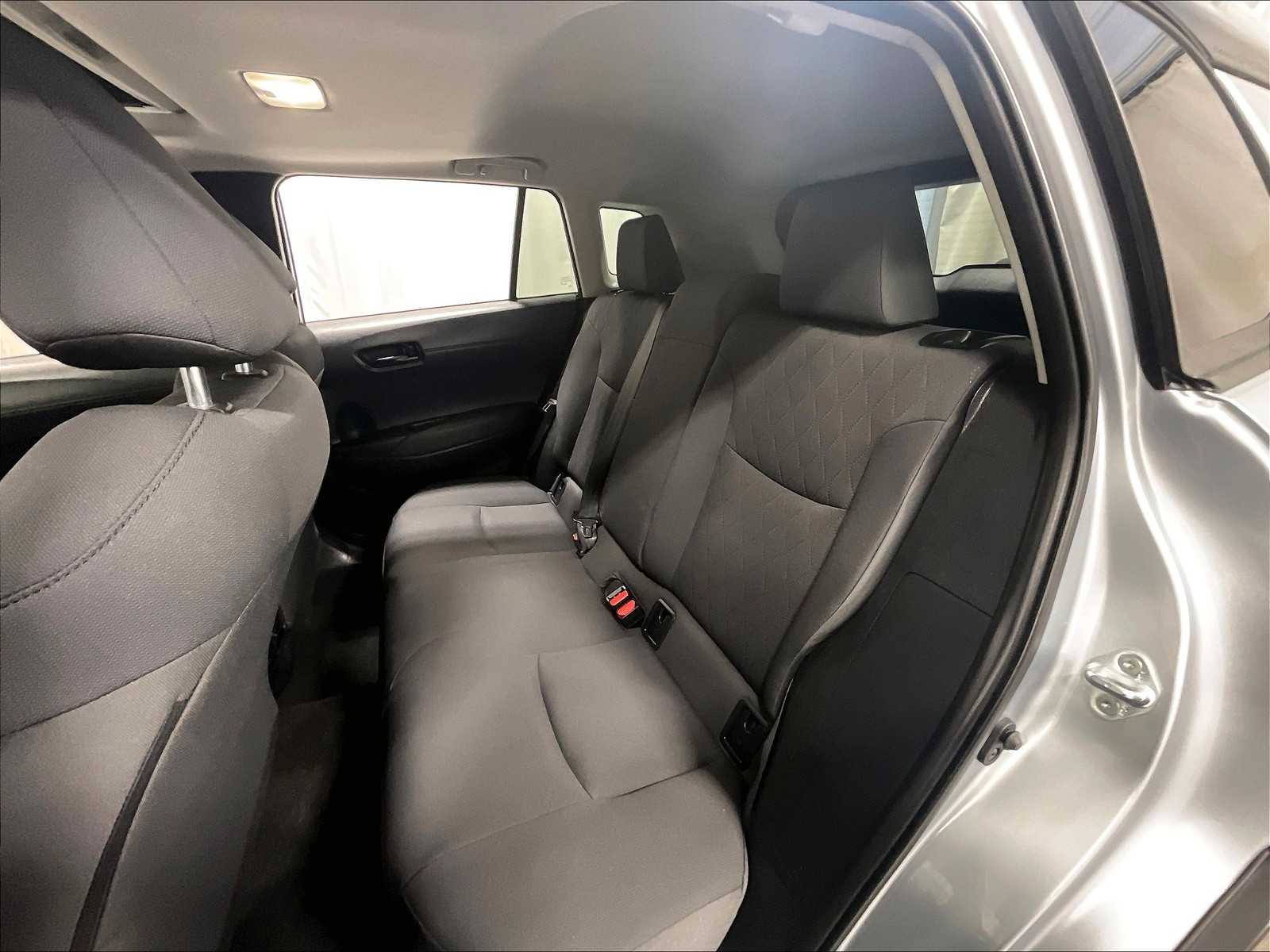 2022 Toyota Corolla Cross LE - Photo 15