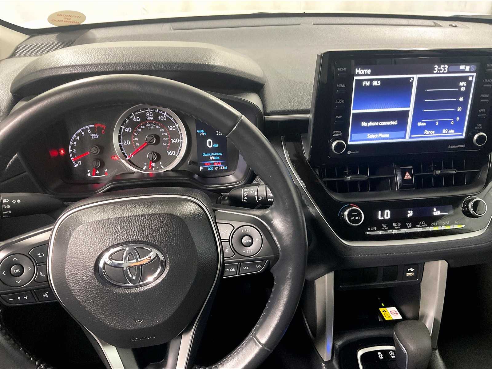 2022 Toyota Corolla Cross LE - Photo 19