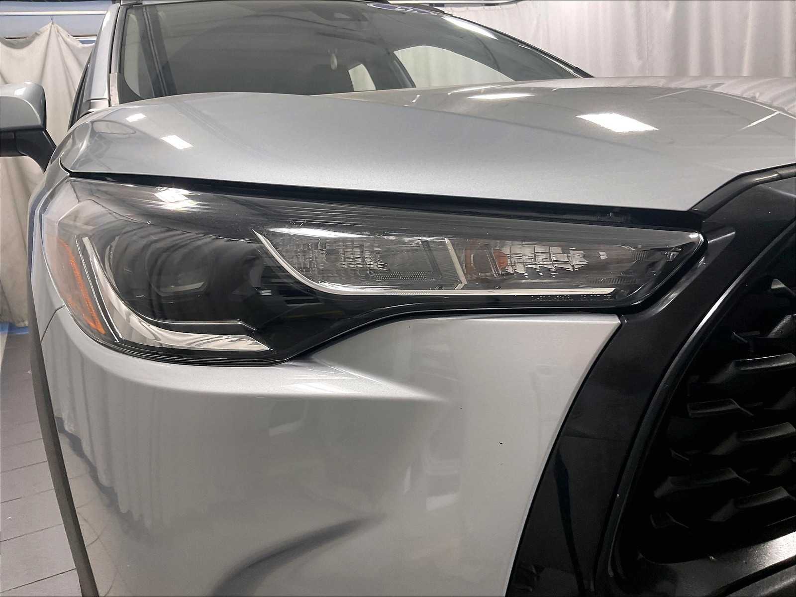 2022 Toyota Corolla Cross LE - Photo 33