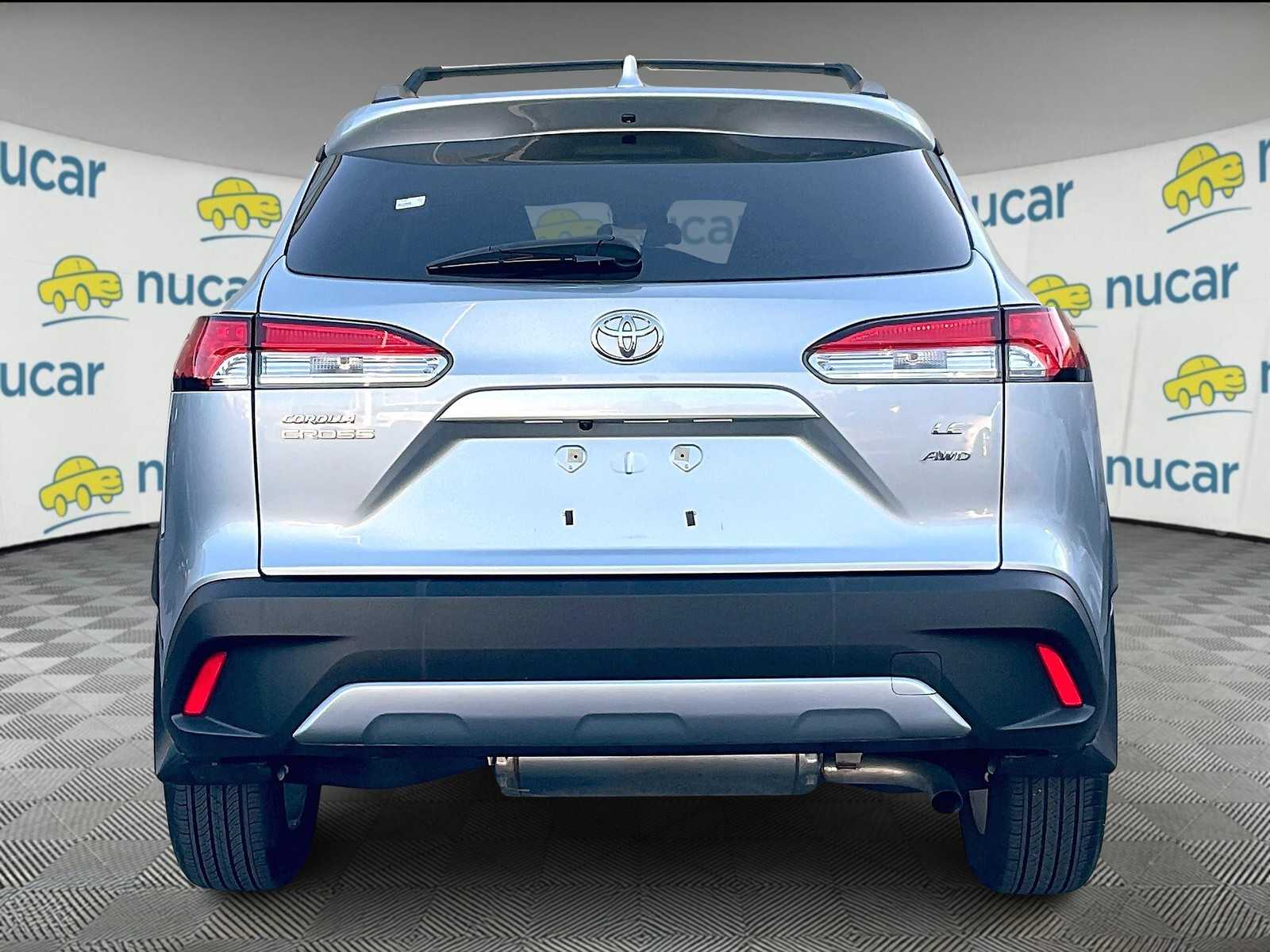2022 Toyota Corolla Cross LE - Photo 5