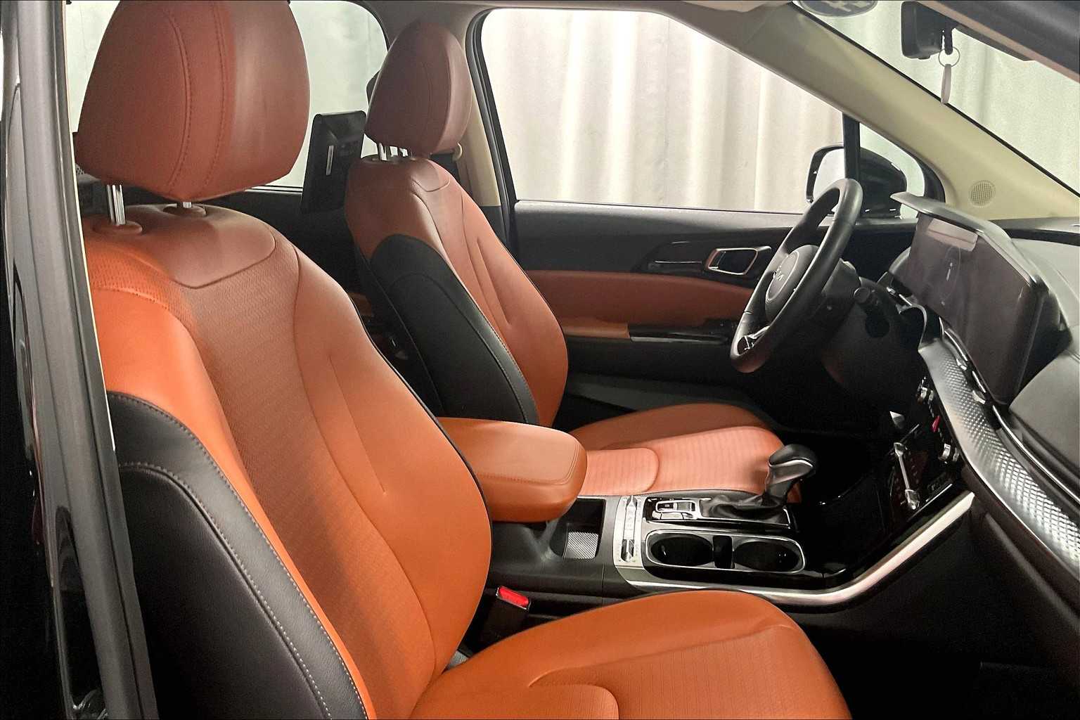 2024 Kia Carnival SX Prestige - Photo 11