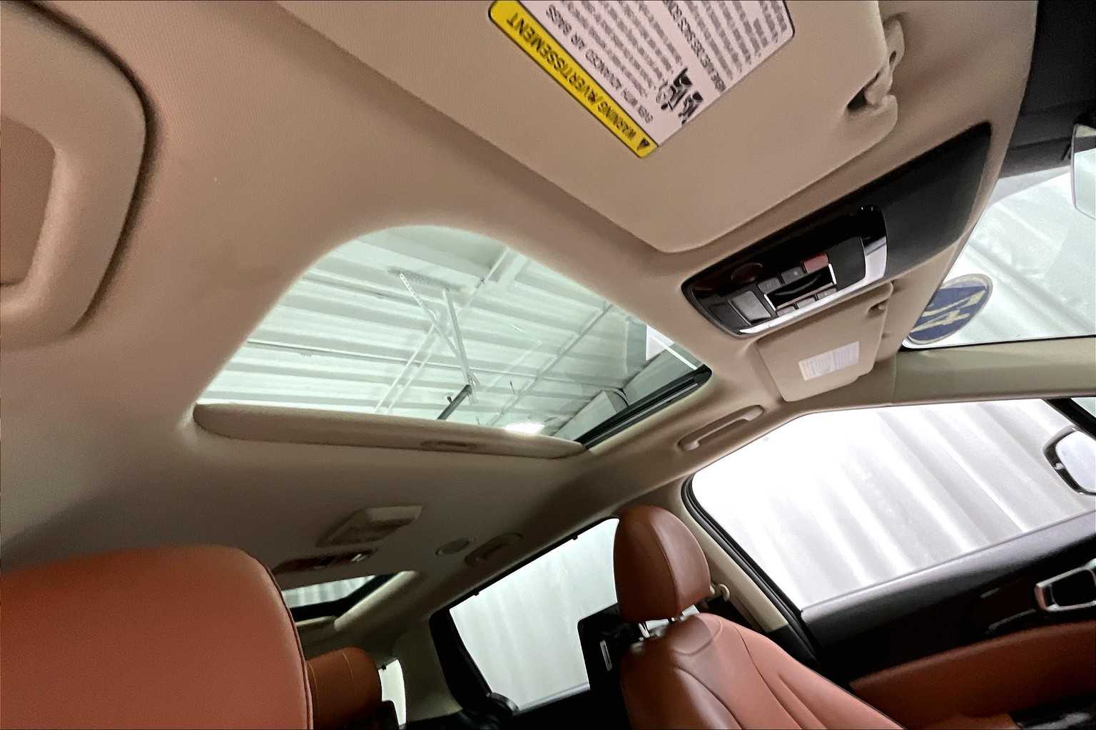 2024 Kia Carnival SX Prestige - Photo 23