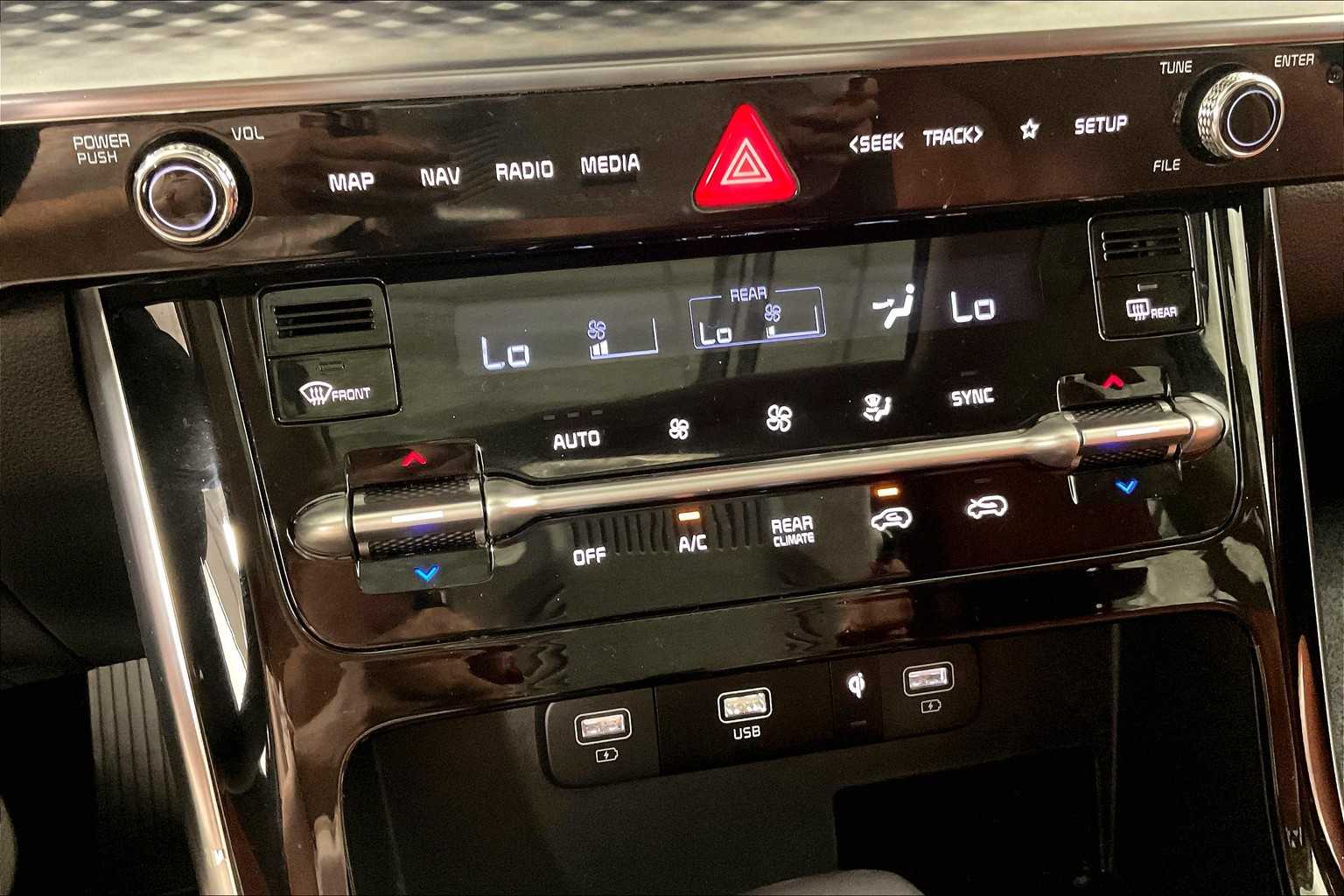 2024 Kia Carnival SX Prestige - Photo 27