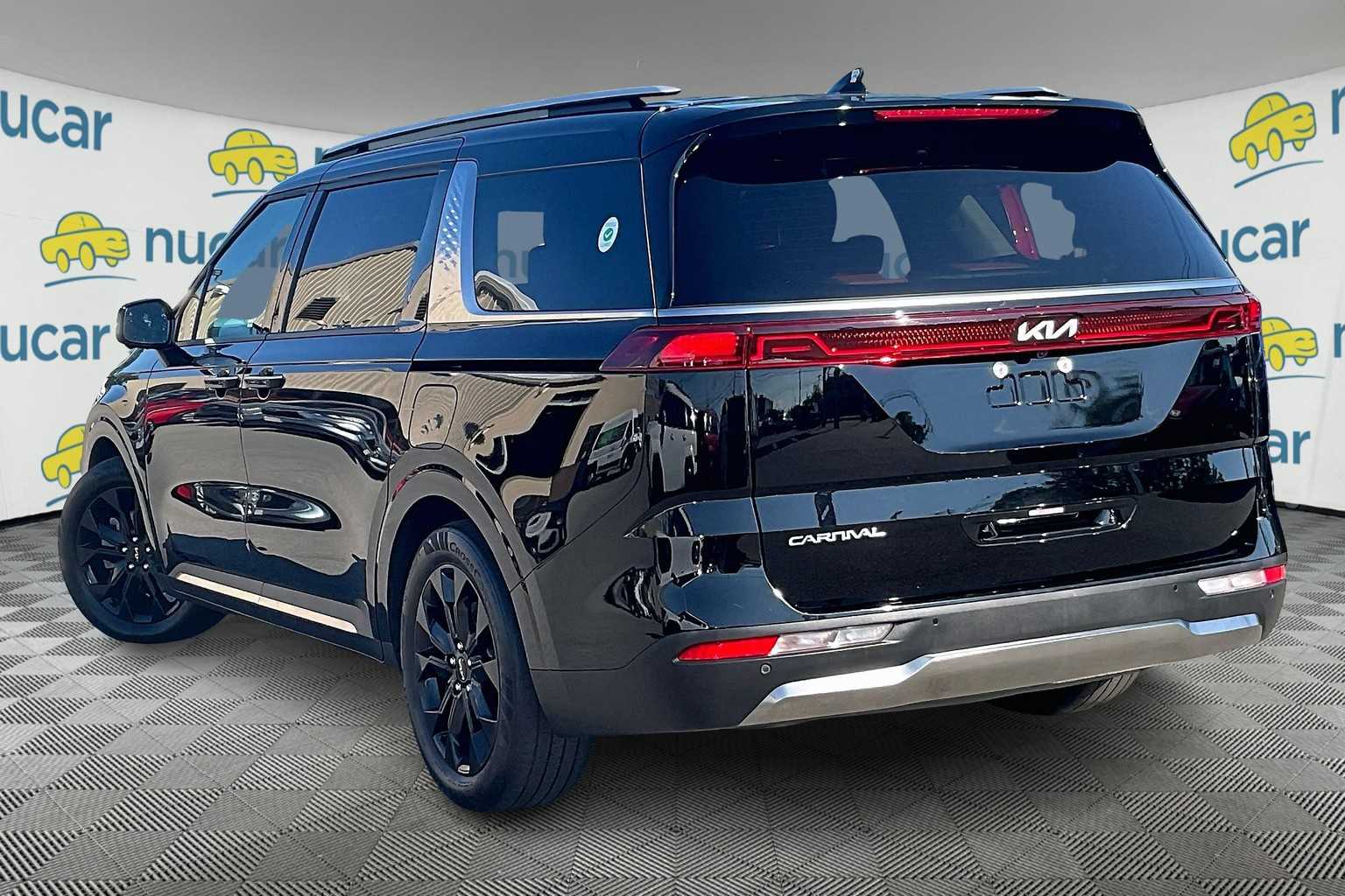 2024 Kia Carnival SX Prestige - Photo 4