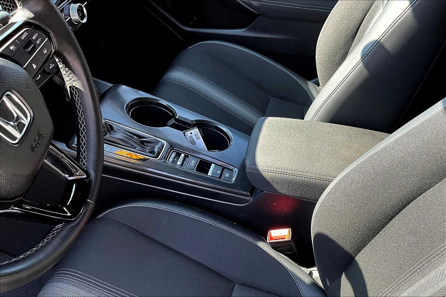 2024 Honda Civic Hatchback Sport - Photo 20