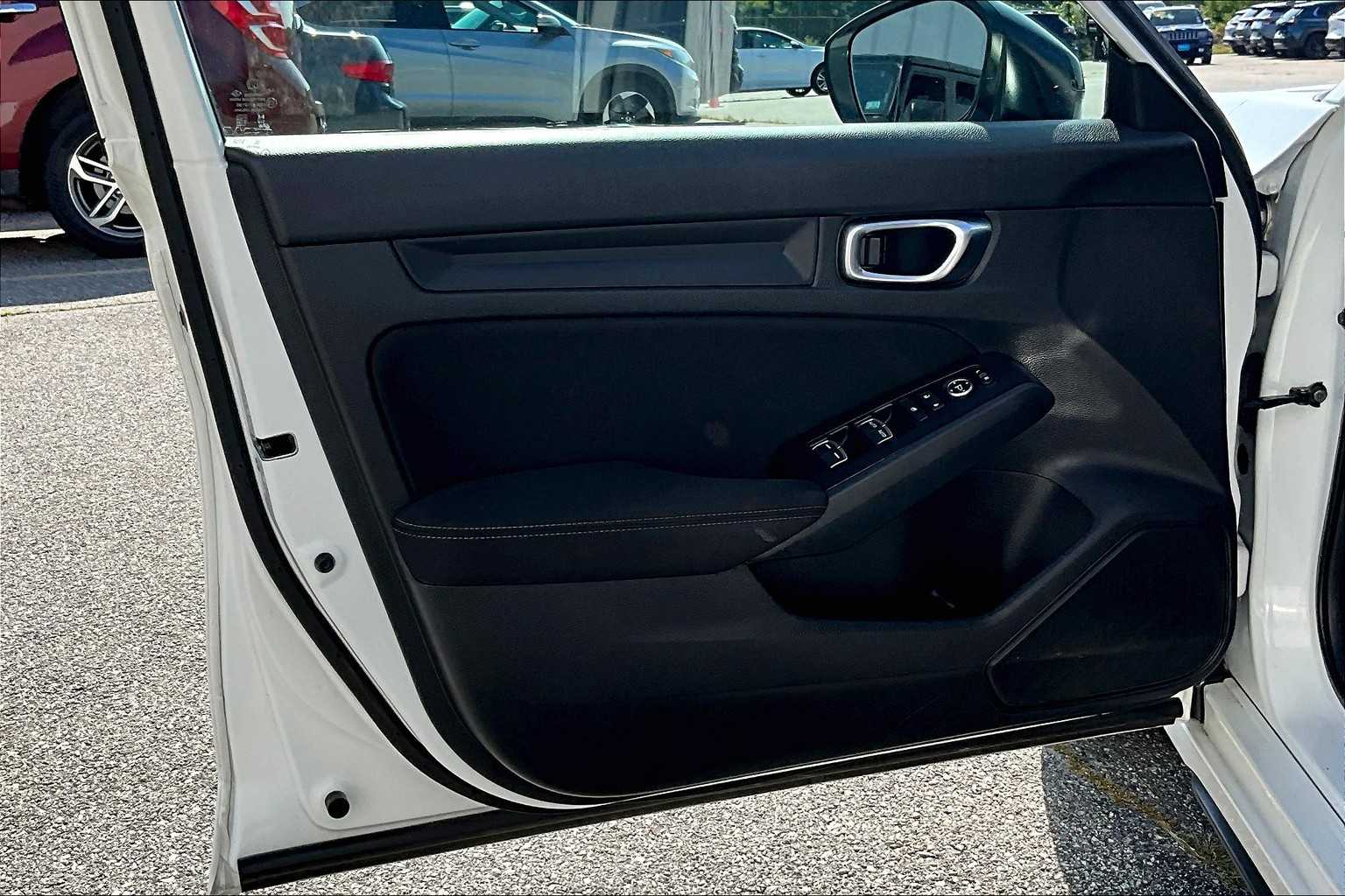 2024 Honda Civic Hatchback Sport - Photo 9