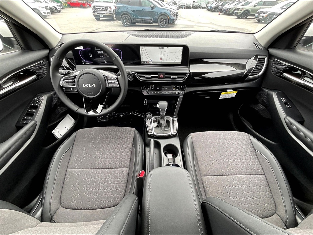 2026 Kia Seltos S - Photo 12