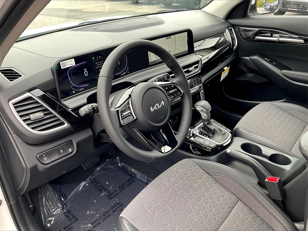 2026 Kia Seltos S - Photo 9