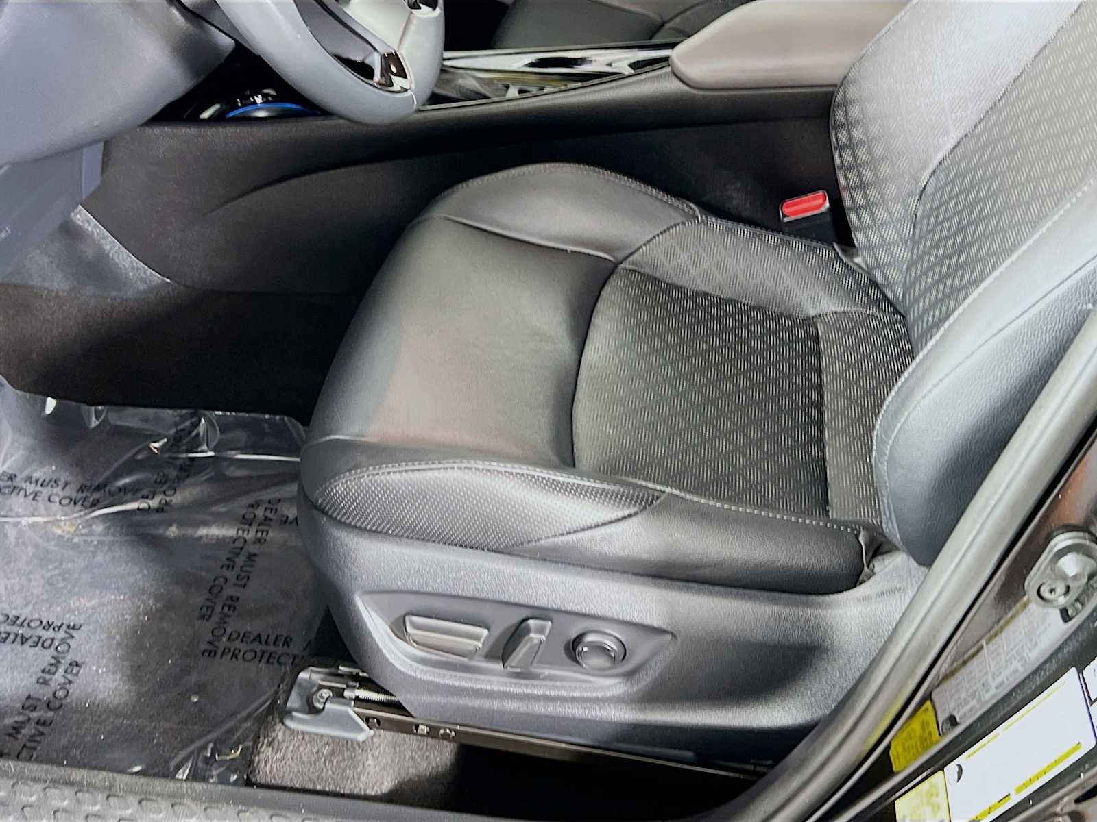 2022 Toyota C-HR Limited - Photo 19