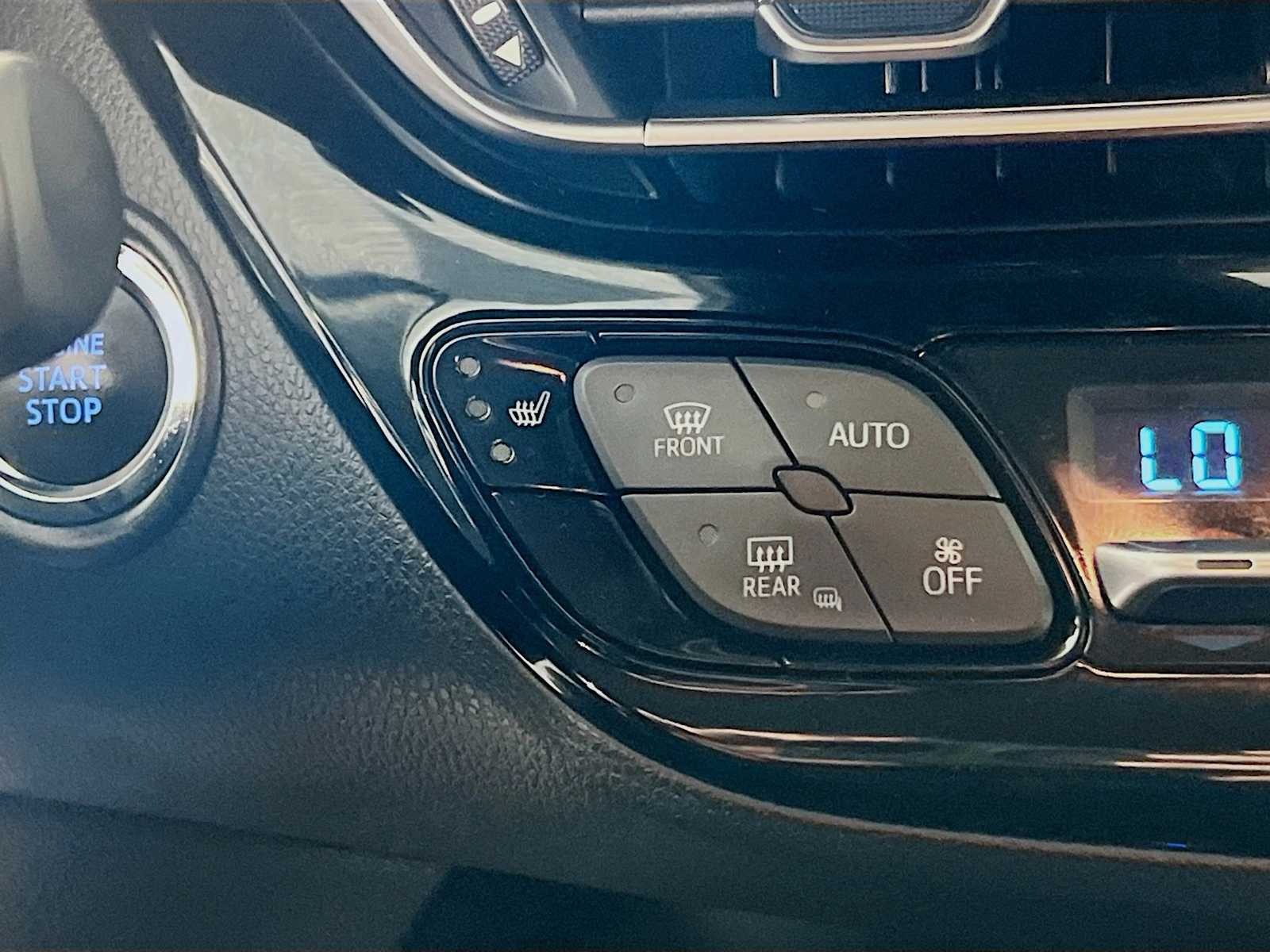 2022 Toyota C-HR Limited - Photo 20
