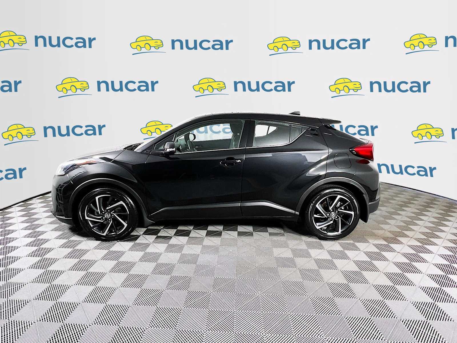 2022 Toyota C-HR Limited - Photo 4