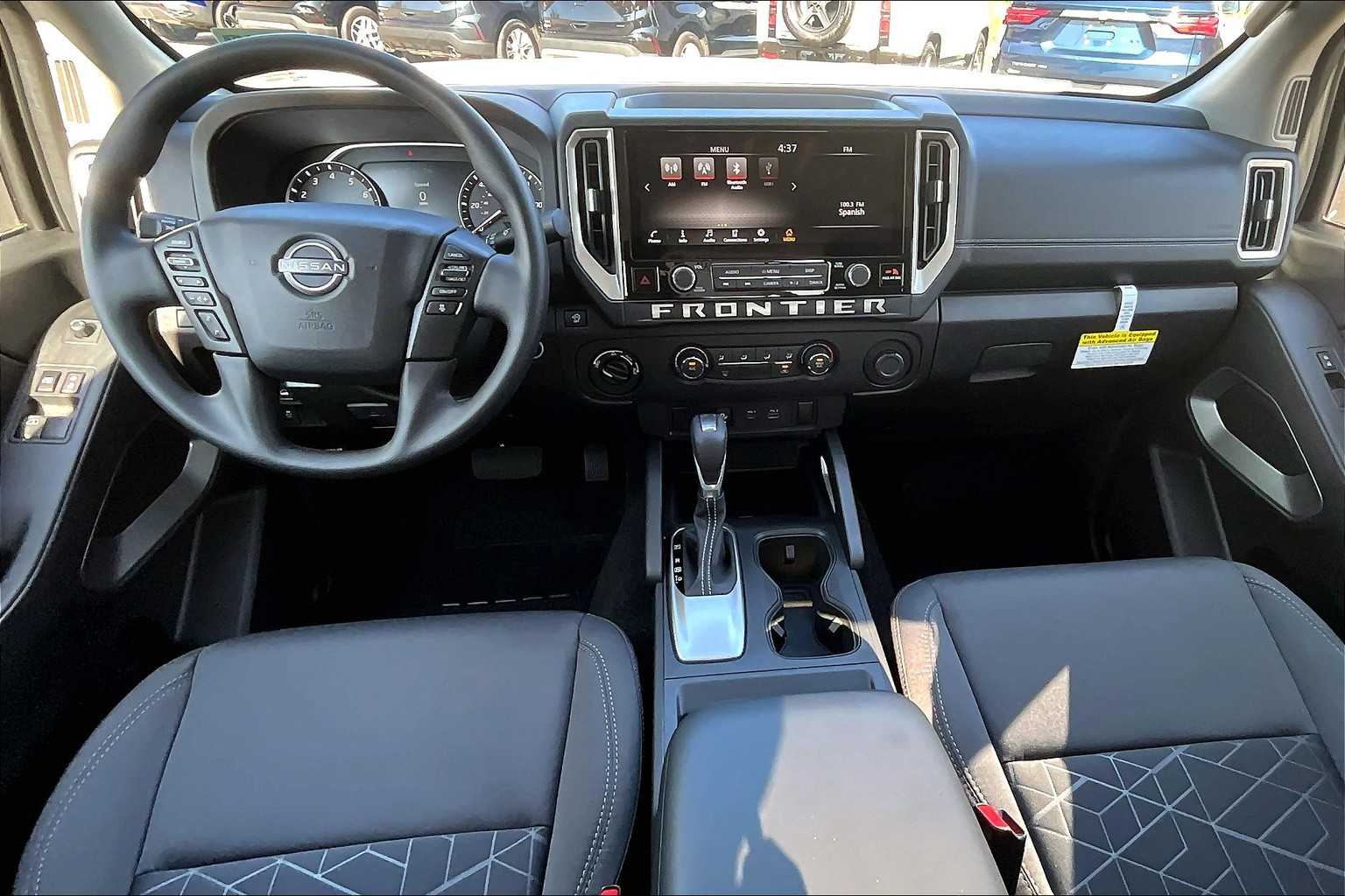 2025 Nissan Frontier SV - Photo 21