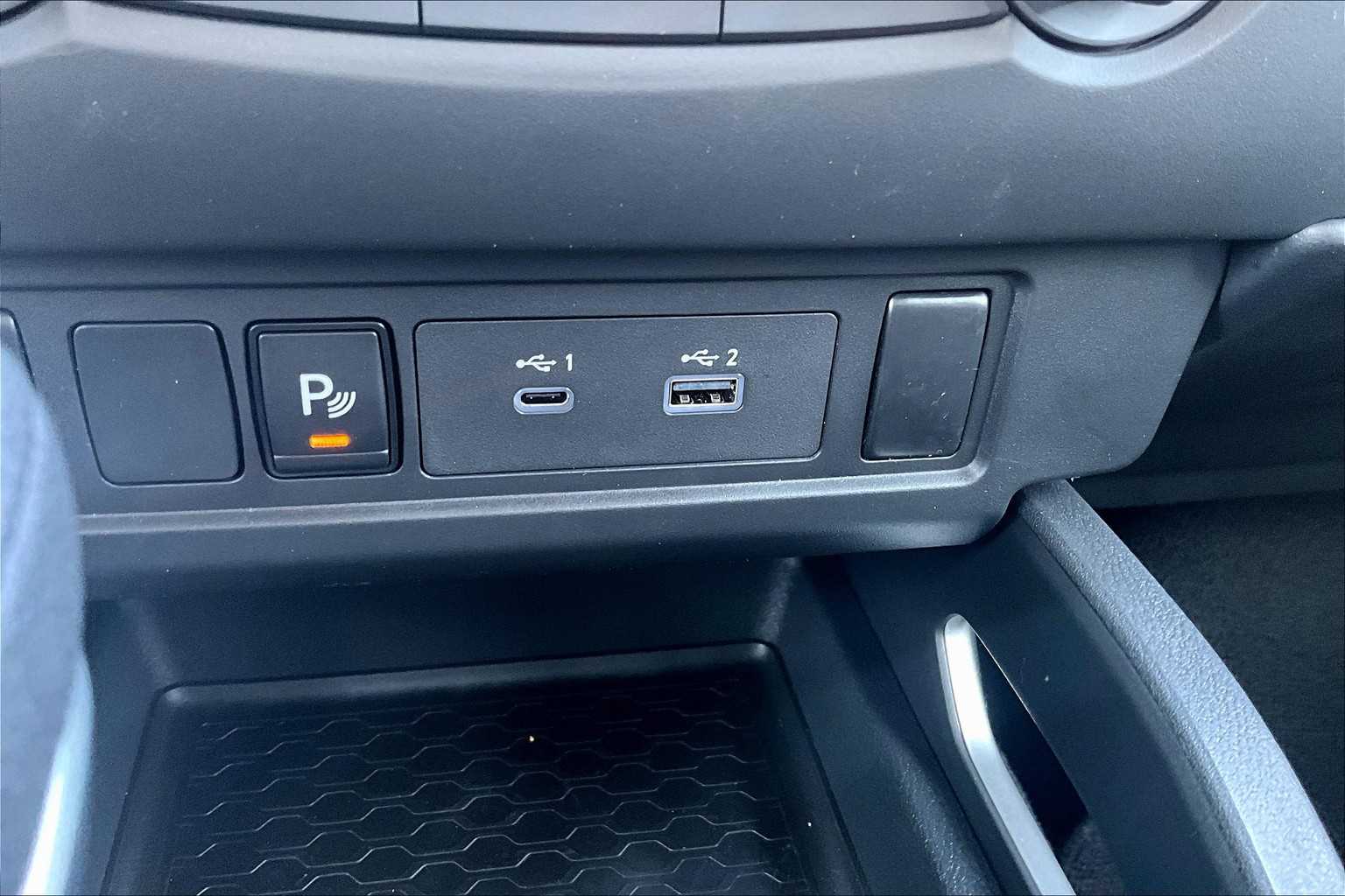 2025 Nissan Frontier SV - Photo 25