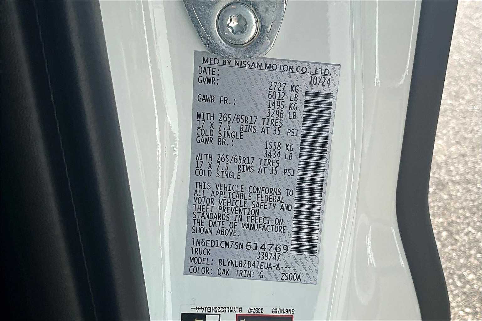 2025 Nissan Frontier SV - Photo 35