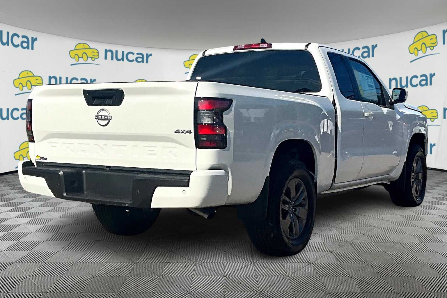 2025 Nissan Frontier SV - Photo 6