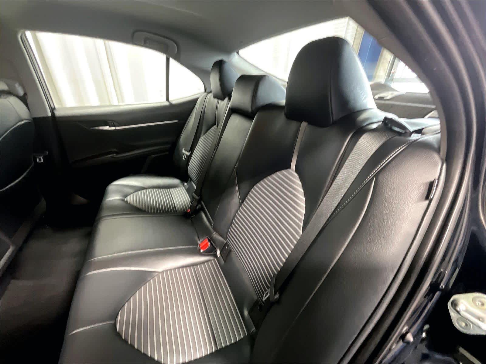 2023 Toyota Camry SE - Photo 15