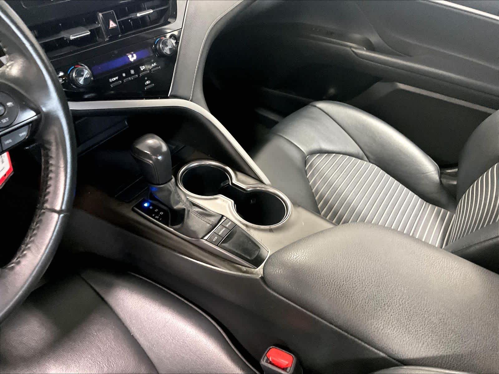 2023 Toyota Camry SE - Photo 20