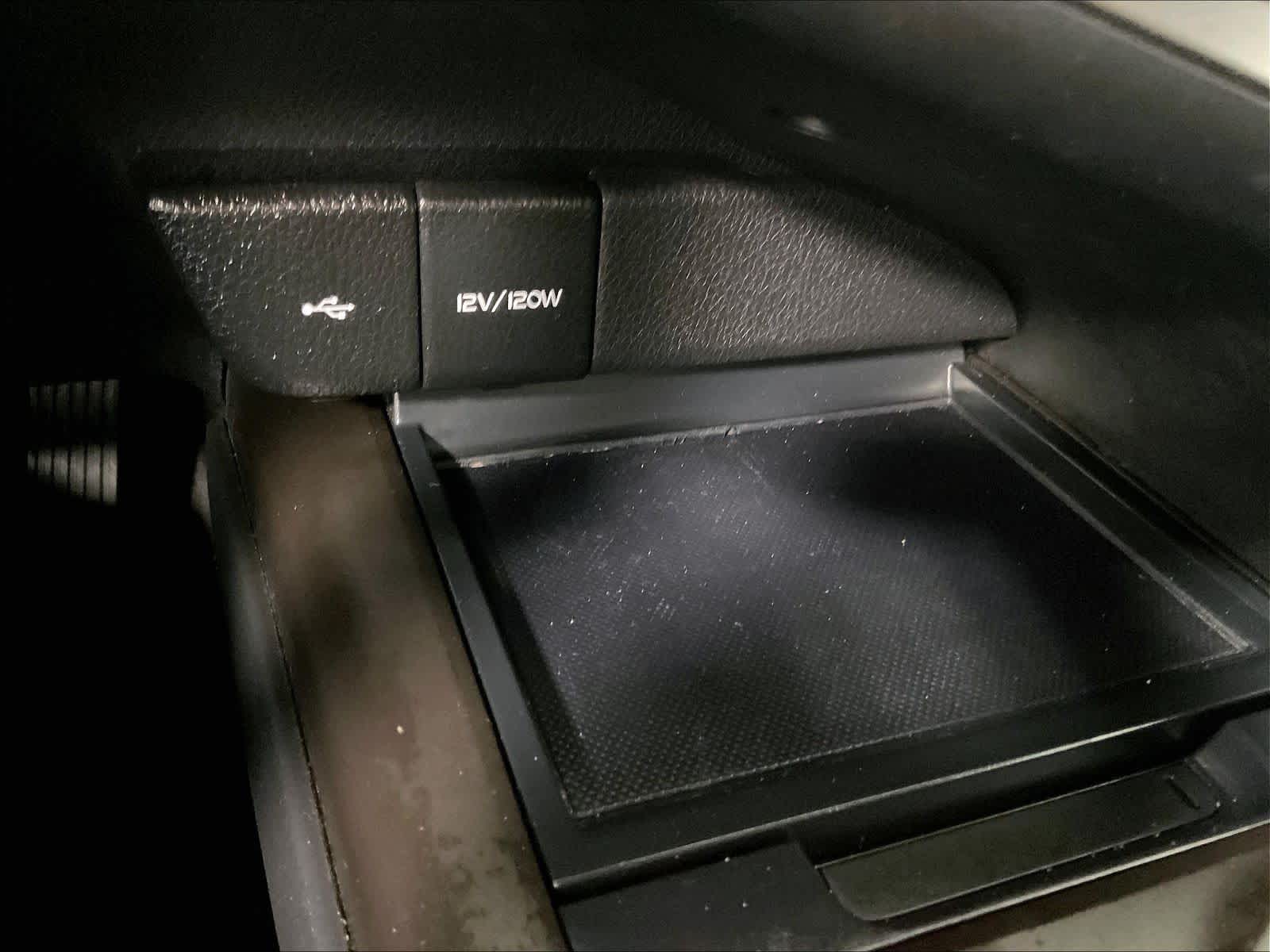 2023 Toyota Camry SE - Photo 26