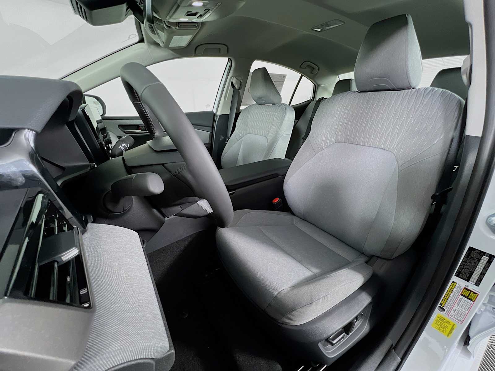 2026 Toyota Camry LE - Photo 12