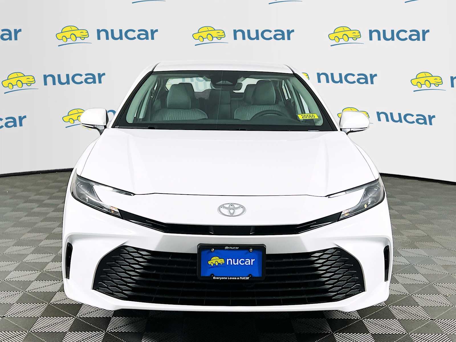 2026 Toyota Camry LE - Photo 2